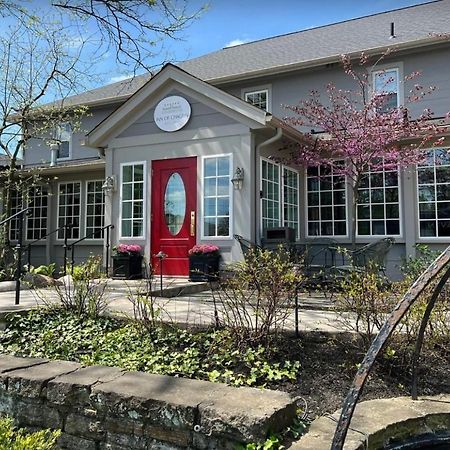 Inn Of Chagrin Chagrin Falls Экстерьер фото