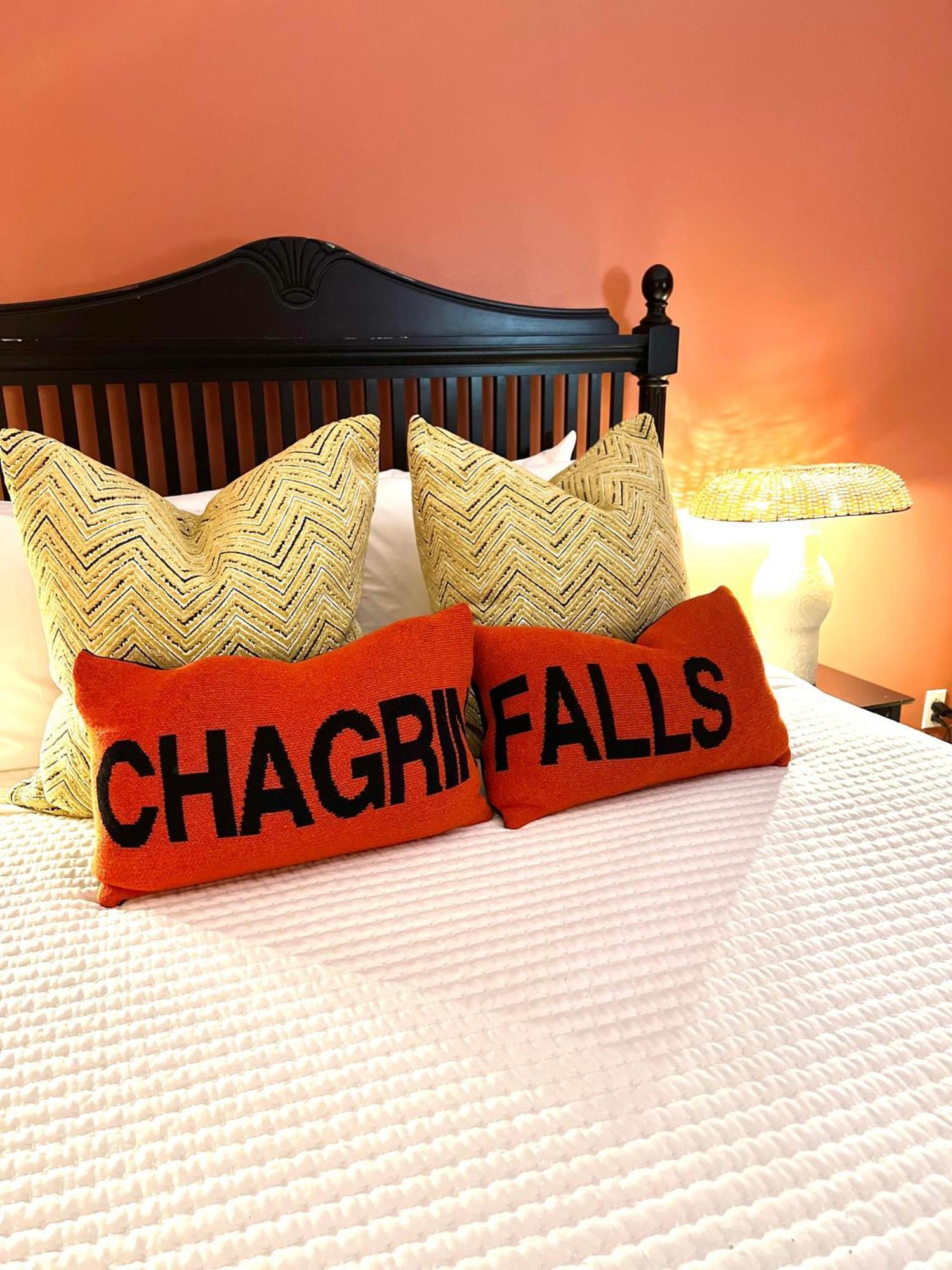 Inn Of Chagrin Chagrin Falls Экстерьер фото